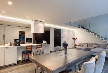 Prestige et modernité dans un esprit loft - Duplex meublé