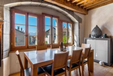 Superbe maison villageoise rénovée, au caractère historique