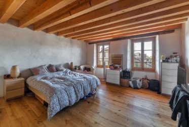 Superbe maison villageoise rénovée, au caractère historique