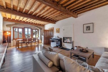 Superbe maison villageoise rénovée, au caractère historique