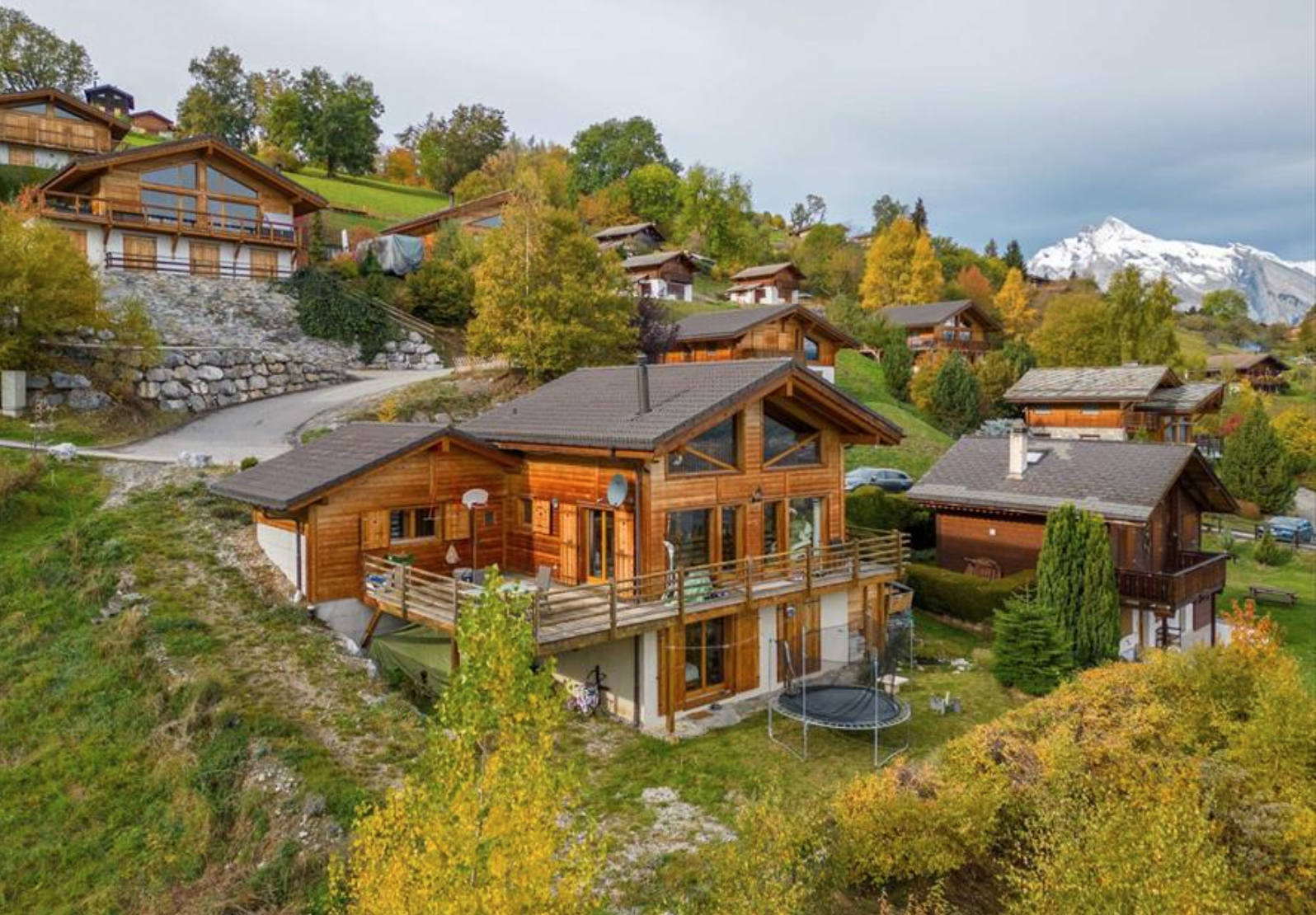Beau chalet avec vue panoramique